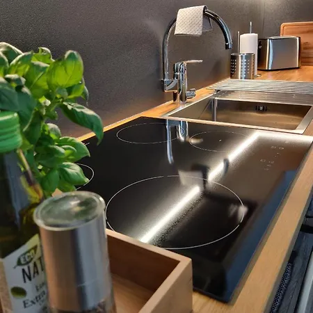 Trendy In The Heart Of Lahti, Free Parking アパート *